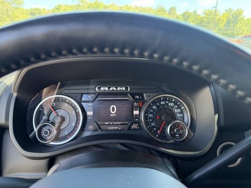 Used 2022 RAM 2500 Big Horn w/ Night Edition AWD/4WD image 10