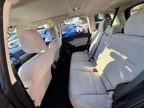 Used 2018 Subaru Forester 2.5i Premium image 24