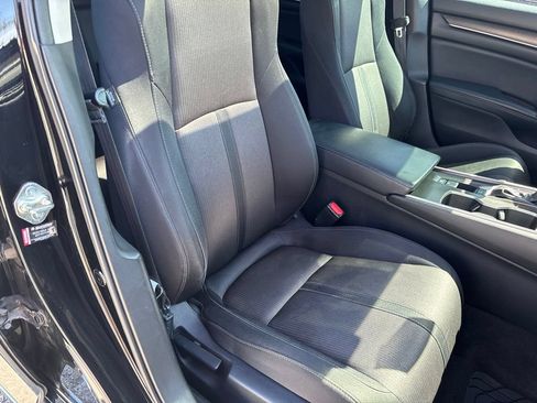 Used 2018 Honda Accord EX image 50