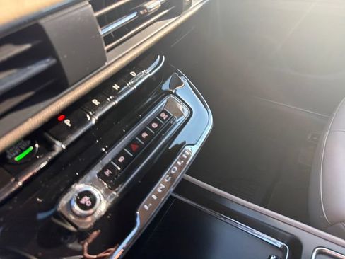 Certified 2023 Lincoln Corsair FWD image 27