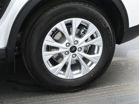 New 2025 Ford Escape Active image 20