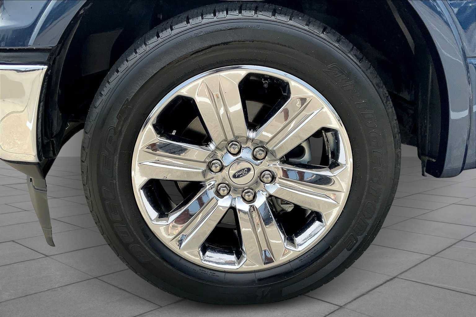Used 2020 Ford F150 Lariat RWD image 11