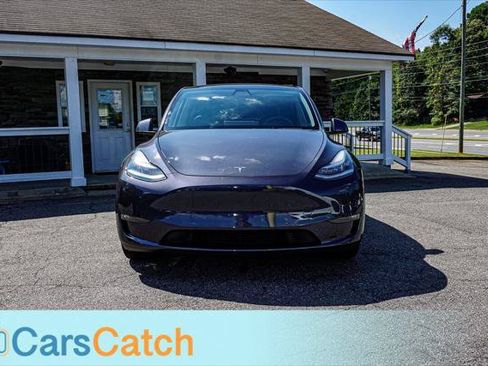 Used 2021 Tesla Model Y Long Range AWD/4WD image 11