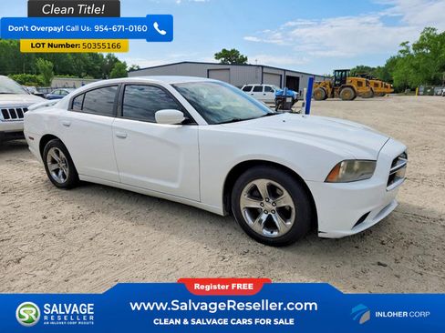 Used 2013 Dodge Charger SE w/ Sport Appearance Group image 5