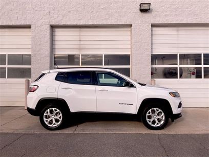 Used 2024 Jeep Compass Latitude