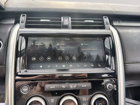 Used 2019 Land Rover Discovery HSE Luxury AWD/4WD image 11