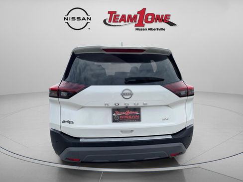 Used 2023 Nissan Rogue SV w/ SV Premium B Package image 6