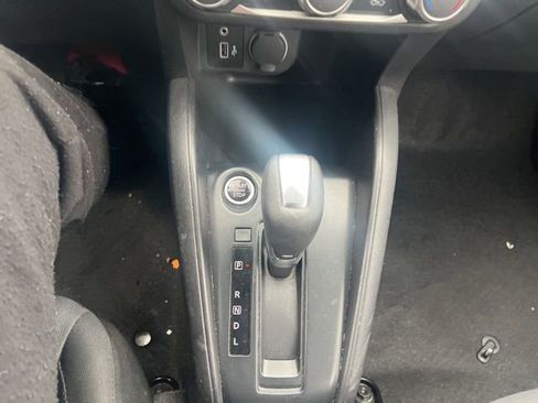 Used 2024 Nissan Kicks S image 23