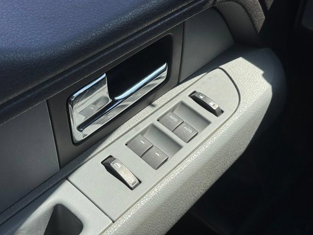 Used 2012 Ford F150 XLT w/ XLT Chrome Pkg AWD/4WD image 27