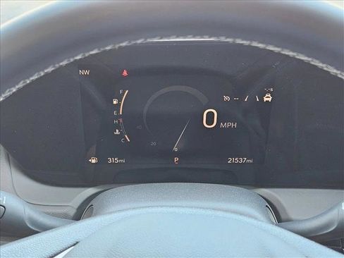 Used 2025 Buick Encore GX Preferred image 9