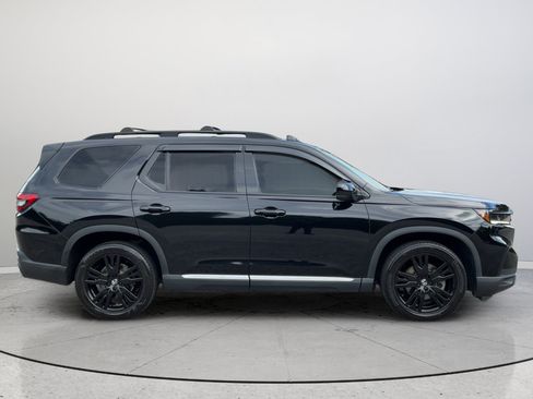 Used 2024 Honda Pilot Elite image 5