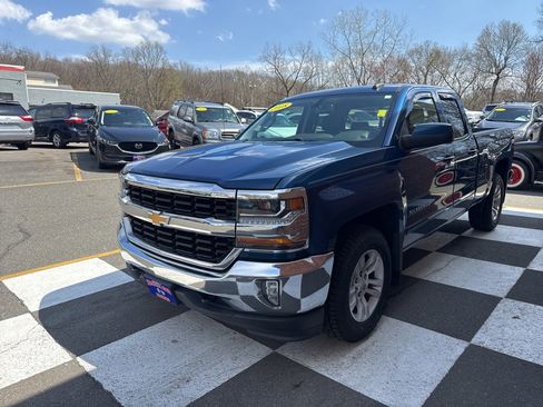 Used 2018 Chevrolet Silverado 1500 LT w/ All Star Edition image 4