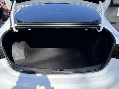 Used 2018 Chevrolet Malibu LS image 22