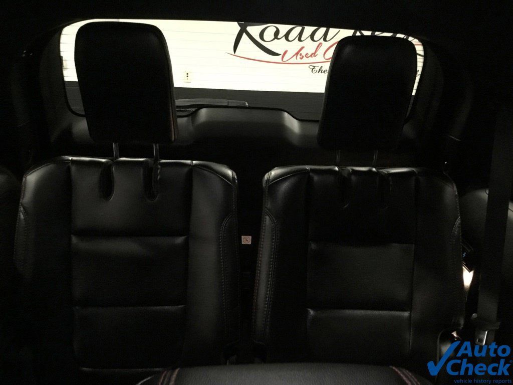 Used 2019 Ford Explorer Sport w/ Equipment Group 401A AWD/4WD image 32