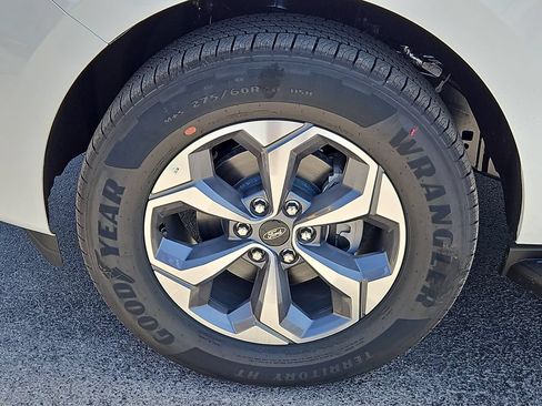 New 2027 Ford Expedition Max Active RWD image 17