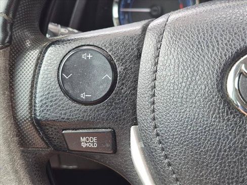 Used 2018 Toyota Corolla L FWD image 4