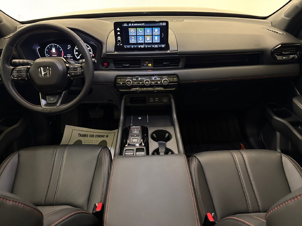 Certified 2025 Honda Pilot TrailSport image 13