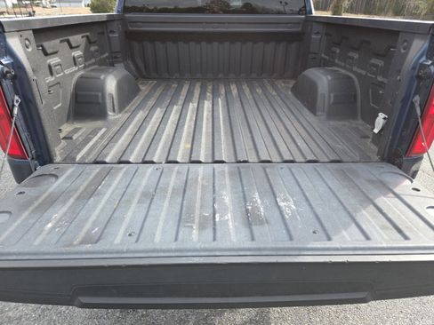 Used 2022 Chevrolet Silverado 1500 RST w/ Z71 Off-Road Package image 20