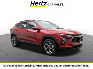 Used 2025 Chevrolet Trax LT FWD video 1