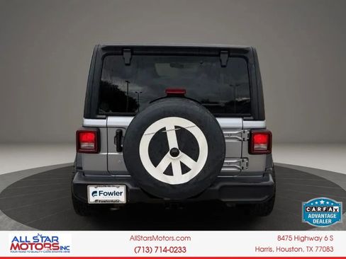 Used 2019 Jeep Wrangler Unlimited Sport S AWD/4WD image 9