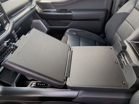 Used 2025 Ford F150 Raptor image 39