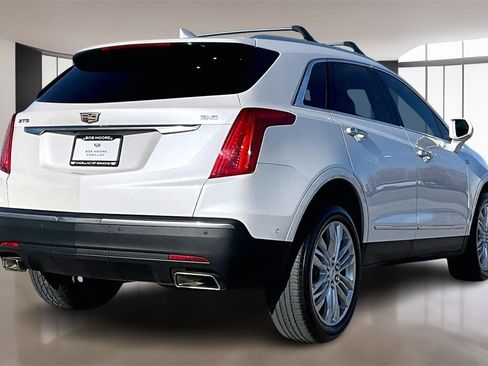 Used 2018 Cadillac XT5 Premium Luxury w/ Driver Assist Package image 2