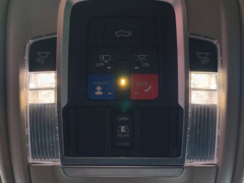 Used 2022 RAM 1500 Laramie image 29