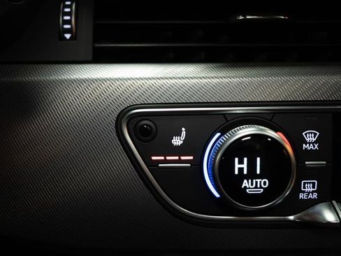 Used 2023 Audi A4 2.0T Premium Plus w/ Premium Plus Package image 31