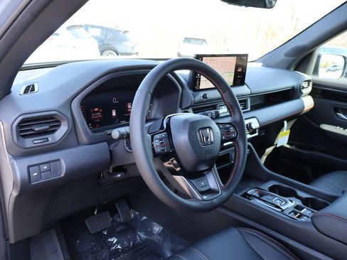 New 2026 Honda Pilot TrailSport image 12