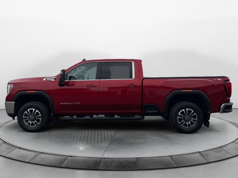 Used 2022 GMC Sierra 2500 SLE w/ SLE Convenience Package image 3