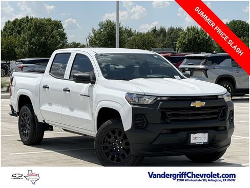 New 2026 Chevrolet Colorado W/T w/ WT Custom Package AWD/4WD image 2
