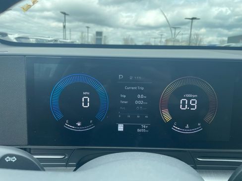 Used 2025 Hyundai Kona SEL FWD image 9