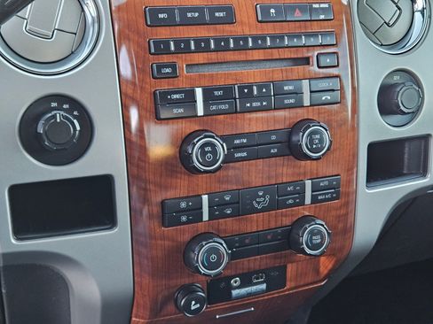 Used 2010 Ford F150 Lariat image 25