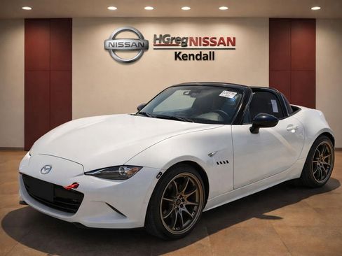 Used 2018 MAZDA MX-5 Miata Grand Touring RWD image 3