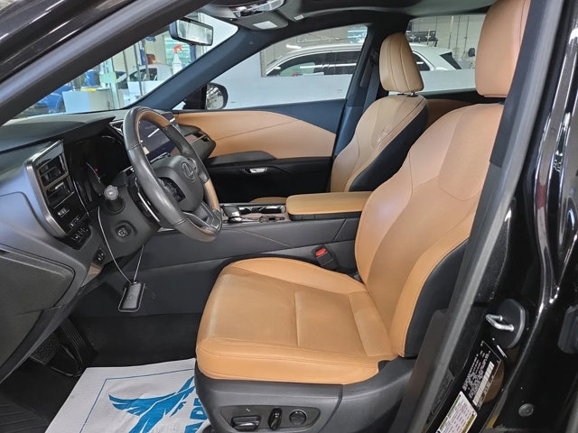 Used 2023 Lexus RX 350 Premium Plus w/ Accessory Package AWD/4WD image 6