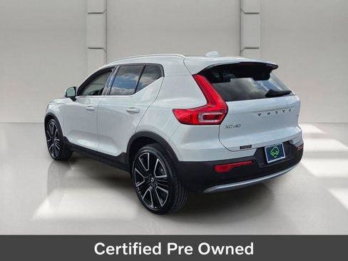 Used 2022 Volvo XC40 T5 Inscription w/ Advanced Package AWD/4WD image 3