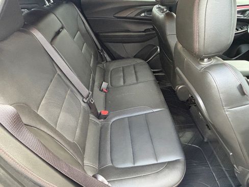 Used 2024 Chevrolet TrailBlazer RS FWD image 31