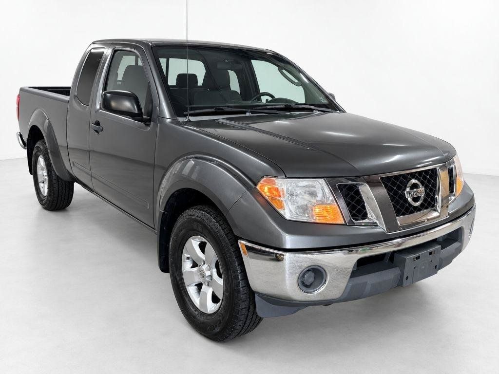 Used 2009 Nissan Frontier SE w/ SE Value Truck Pkg AWD/4WD image 1