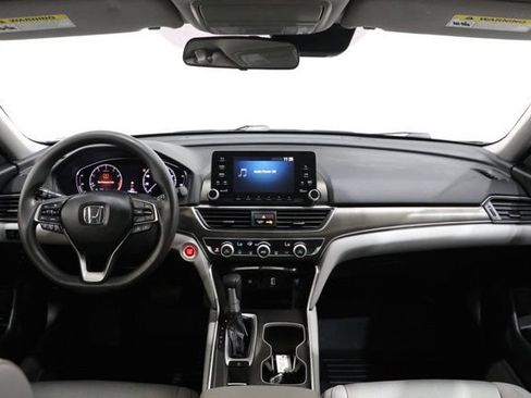 Used 2018 Honda Accord LX image 14