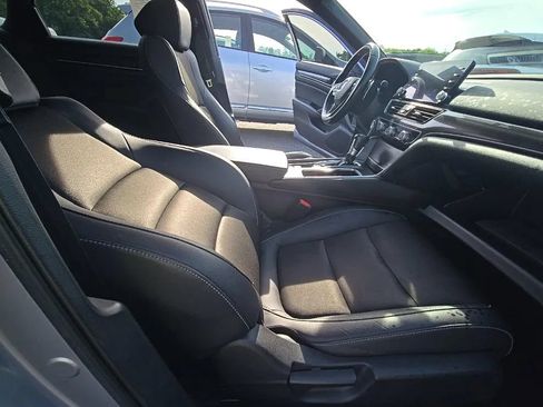 Used 2020 Honda Accord Sport image 5