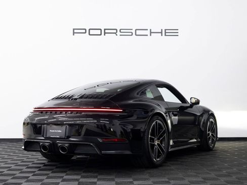 Certified 2025 Porsche 911 Carrera GTS RWD image 7