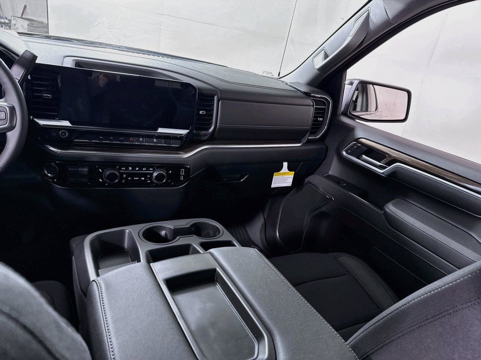 New 2026 Chevrolet Silverado 1500 RST AWD/4WD image 16