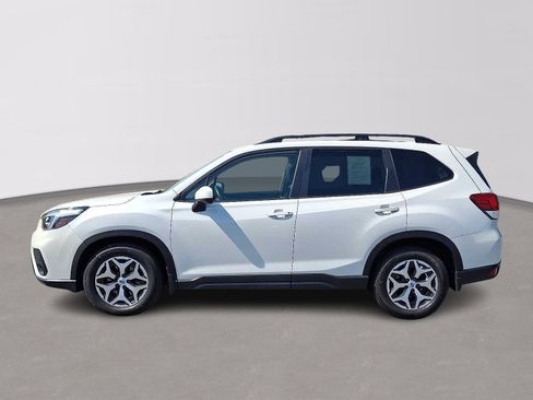 Used 2021 Subaru Forester Premium AWD/4WD image 8