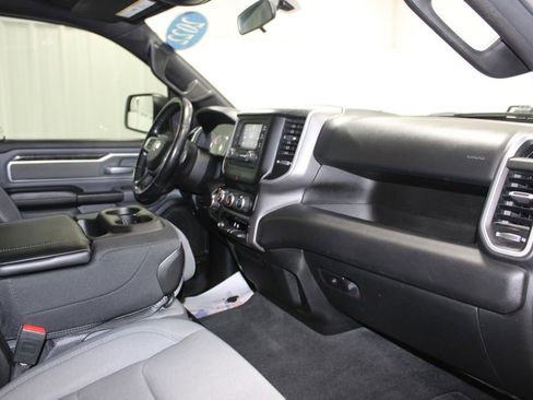 Used 2022 RAM 1500 Big Horn AWD/4WD image 32