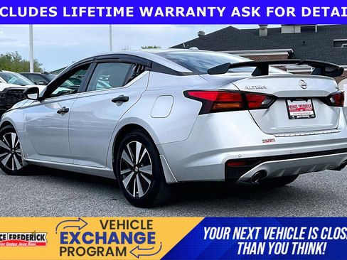 Used 2020 Nissan Altima 2.5 SV image 9