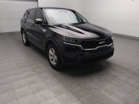 Used 2022 Kia Sorento LX FWD image 13