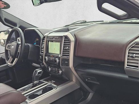 Used 2016 Ford F150 Platinum w/ Equipment Group 701A Luxury RWD image 20