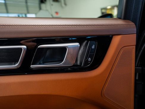 Used 2023 Porsche Cayenne GTS image 54