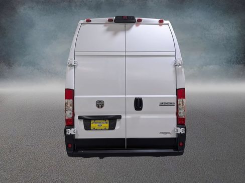 Used 2025 RAM ProMaster 3500 FWD image 5