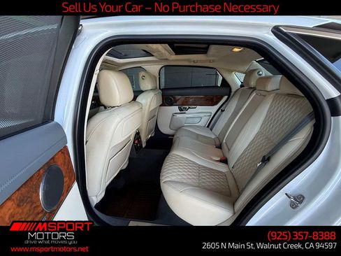 Used 2019 Jaguar XJ L Portfolio RWD image 5